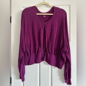Women’s plus size cropped cardigan long sleeve sweater 30W/32W.